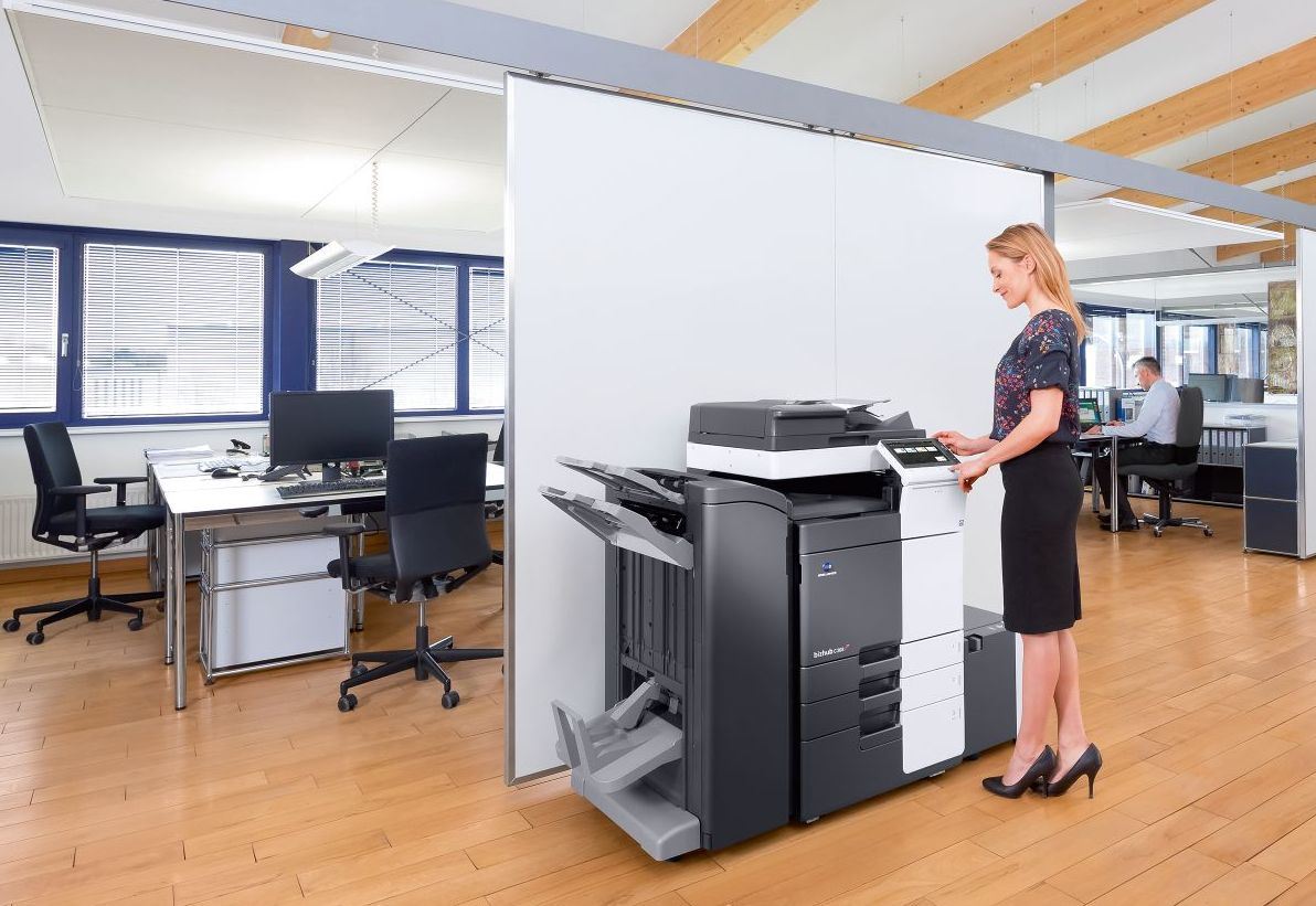Konica Minolta bizhub C308, 2GB RAM, Emperon-Contr., Bypass, 2x500 sheets, HDD 250GB, Duplex